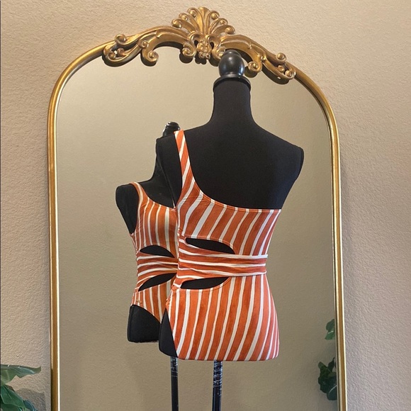 Vince Camuto Swim Papaya One Shoulder Wrap One-Piece Retro Swimsuit Size 6 - Picture 9 of 12